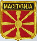 Aufnher Flagge Nordmazedonien
 in Wappenform (6,2 x 7,3 cm) kaufen bestellen Shop