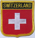 Aufnher Flagge Schweiz
 in Wappenform (6,2 x 7,3 cm) kaufen bestellen Shop