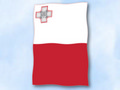 Bild der Flagge "Flagge Malta im Hochformat (Glanzpolyester)"