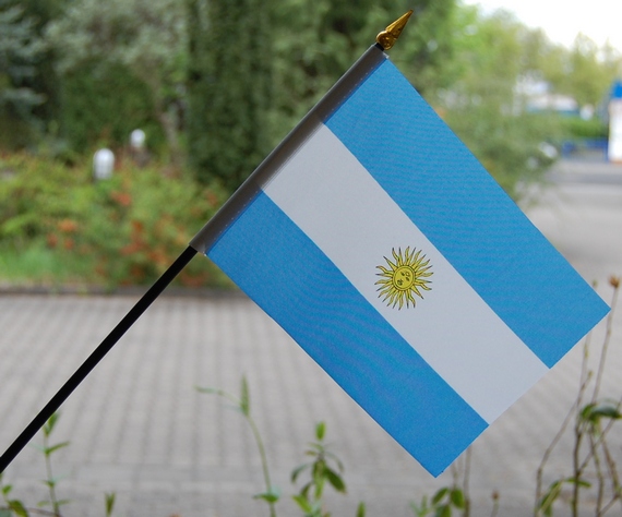 Bild von 10 F�hnchen Argentinien  (21 x 15 cm)-Fahne 10 F�hnchen Argentinien  (21 x 15 cm)-Nationalflagge, Flaggen und Fahnen kaufen, im Shop bestellen