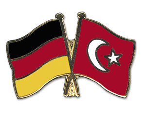 Freundschafts-Pin Deutschland - Türkei-Fahne Freundschafts-Pin ...