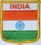 Aufnher Flagge Indien
 in Wappenform (6,2 x 7,3 cm) Flagge Flaggen Fahne Fahnen kaufen bestellen Shop