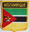 Aufnher Flagge Mosambik
 in Wappenform (6,2 x 7,3 cm) Flagge Flaggen Fahne Fahnen kaufen bestellen Shop