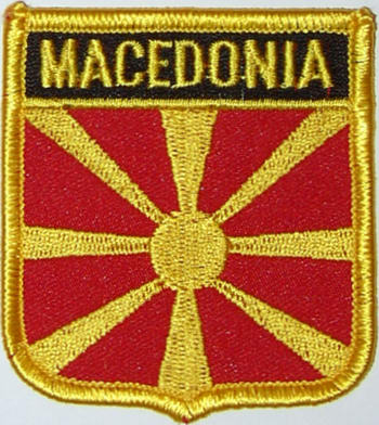 Bild von Aufnäher Flagge Nordmazedonien  in Wappenform (6,2 x 7,3 cm)-Fahne Aufnäher Flagge Nordmazedonien  in Wappenform (6,2 x 7,3 cm)-Flagge im Fahnenshop bestellen