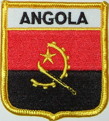 Bild von Aufnäher Flagge Angola  in Wappenform (6,2 x 7,3 cm)-Fahne Aufnäher Flagge Angola  in Wappenform (6,2 x 7,3 cm)-Flagge im Fahnenshop bestellen