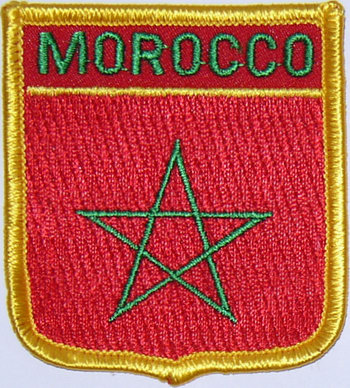 Bild von Aufnäher Flagge Marokko  in Wappenform (6,2 x 7,3 cm)-Fahne Aufnäher Flagge Marokko  in Wappenform (6,2 x 7,3 cm)-Flagge im Fahnenshop bestellen