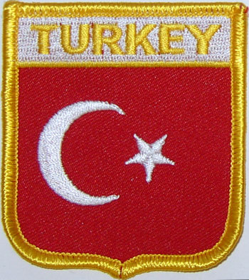 Bild von Aufnäher Flagge Türkei  in Wappenform (6,2 x 7,3 cm)-Fahne Aufnäher Flagge Türkei  in Wappenform (6,2 x 7,3 cm)-Flagge im Fahnenshop bestellen