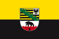 Flagge Sachsen-Anhalt mit Wappen im Querformat (Glanzpolyester) kaufen