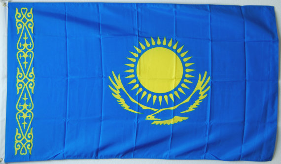 Kasachstan Tischflagge 15x25 cm Profi Qualität Tischfahne Autoflagge Bootsflagge 