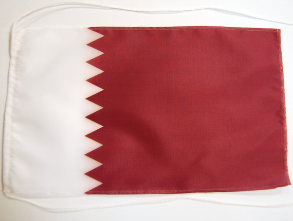 Bild von Tisch-Flagge Katar-Fahne Tisch-Flagge Katar-Flagge im Fahnenshop bestellen