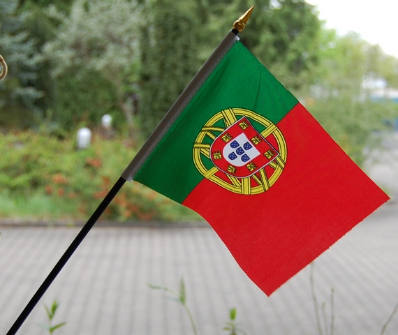 Bild von Fähnchen Portugal  (21 x 15 cm)-Fahne Fähnchen Portugal  (21 x 15 cm)-Flagge im Fahnenshop bestellen