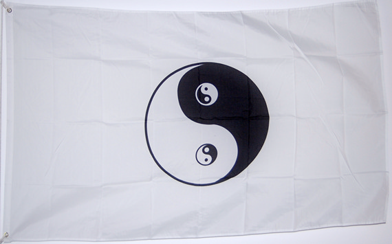 Bild von Flagge Yin und Yang weiß-Fahne Flagge Yin und Yang weiß-Flagge im Fahnenshop bestellen