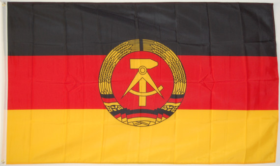 Bild von Flagge DDR-Fahne DDR-Flagge im Fahnenshop bestellen
