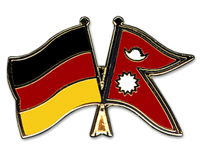 Bild von Freundschafts-Pin  Deutschland - Nepal-Fahne Freundschafts-Pin  Deutschland - Nepal-Flagge im Fahnenshop bestellen