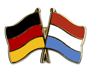 Bild von Freundschafts-Pin  Deutschland - Luxemburg-Fahne Freundschafts-Pin  Deutschland - Luxemburg-Flagge im Fahnenshop bestellen