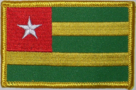 Bild von Aufnäher Flagge Togo-Fahne Aufnäher Flagge Togo-Flagge im Fahnenshop bestellen